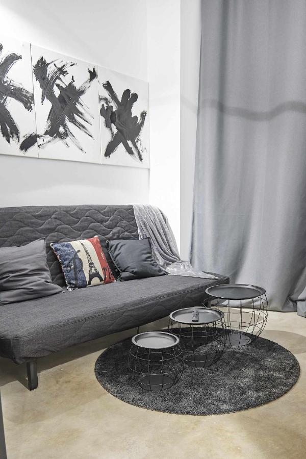 Bella Vista Modern & Luxury Apartment เซบีญา ภายนอก รูปภาพ